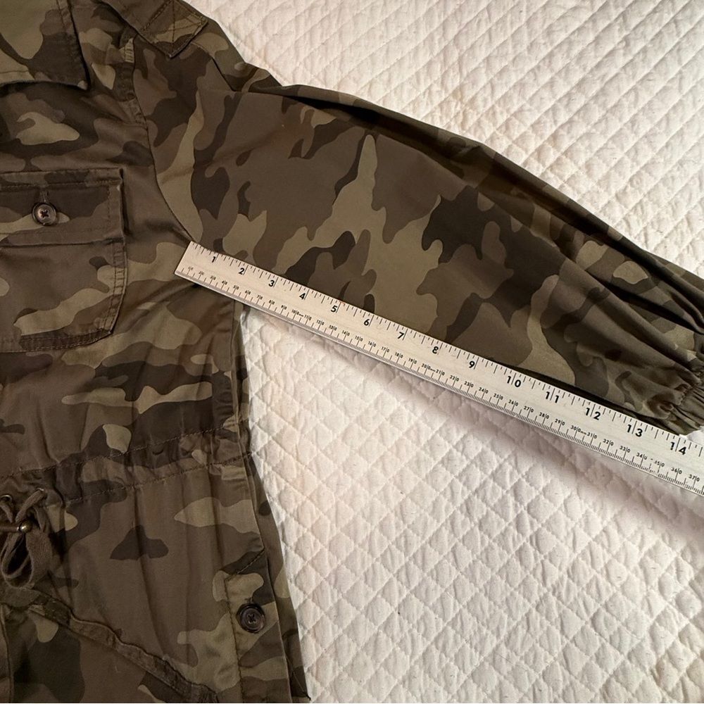 Banana Republic Olive Camouflage Utility Jacket - Picture 13 of 16